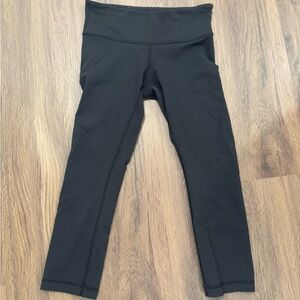 Lululemon Women’s Leggings - size 4
